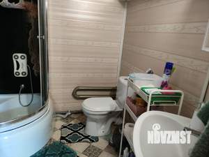 Дом 97м&sup2;, 2-этажный, участок 3 сот.  