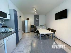 Дом 322м&sup2;, 3-этажный, участок 22 сот.  