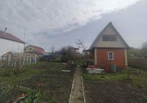 Дом 30м², 2-этажный, участок 6 сот.  
