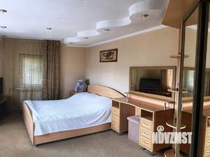 Коттедж 311м², 2-этажный, участок 6 сот.  