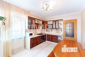 Коттедж 346м², 3-этажный, участок 14 сот.  