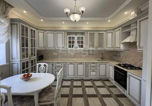 Дом 220м², 2-этажный, участок 5 сот.  