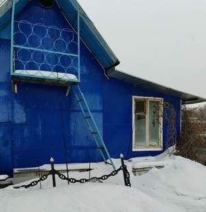 Дом 23м&sup2;, 2-этажный, участок 6 сот.  