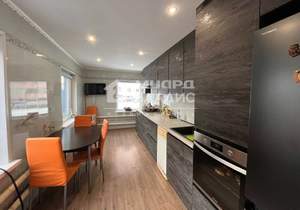 Дом 147м&sup2;, 2-этажный, участок 5 сот.  