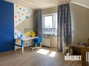 Дом 190м², 2-этажный, участок 3 сот.  