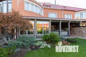 Таунхаус 323м&sup2;, 3-этажный, участок 5 сот.  