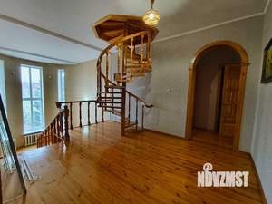 Таунхаус 552м², 2-этажный, участок 8 сот.  