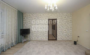 Дом 140м², 2-этажный, участок 6 сот.  