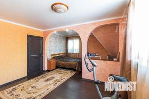 Коттедж 245м², 2-этажный, участок 6 сот.  