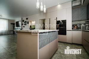 Коттедж 200м², 2-этажный, участок 13 сот.  