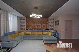 Таунхаус 294м², 3-этажный, участок 1 сот.  