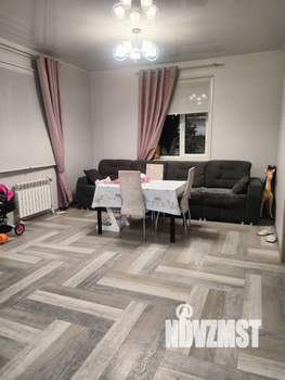 Коттедж 200м&sup2;, 2-этажный, участок 9 сот.  