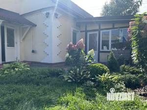 Коттедж 162м&sup2;, 2-этажный, участок 3 сот.  