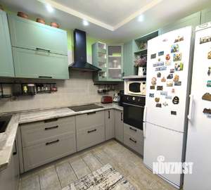 Дом 136м&sup2;, 2-этажный, участок 4 сот.  