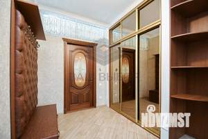 Коттедж 384м&sup2;, 3-этажный, участок 7 сот.  