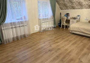 Дом 247м², 2-этажный, участок 9 сот.  