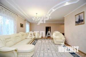 Дом 176м&sup2;, 2-этажный, участок 4 сот.  