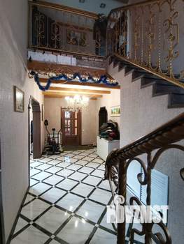 Коттедж 198м&sup2;, 2-этажный, участок 3 сот.  