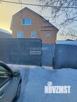 Дом 195м&sup2;, 3-этажный, участок 6300 сот.  