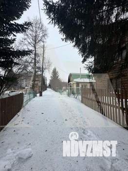 Дом 30м&sup2;, 2-этажный, участок 9 сот.  