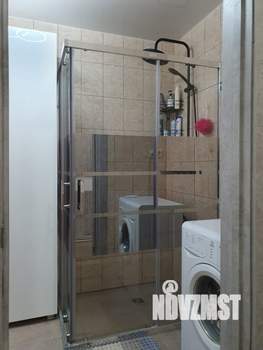 Дом 100м&sup2;, 2-этажный, участок 6 сот.  