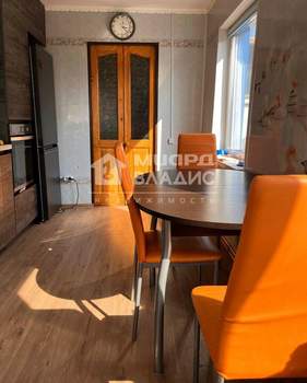 Дом 147м&sup2;, 2-этажный, участок 5 сот.  