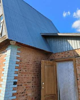 Дом 30м&sup2;, 2-этажный, участок 5 сот.  