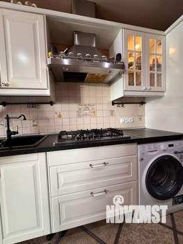 Дом 250м&sup2;, 2-этажный, участок 10 сот.  