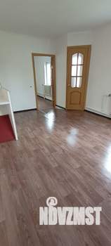 Дом 71м&sup2;, 2-этажный, участок 1 сот.  