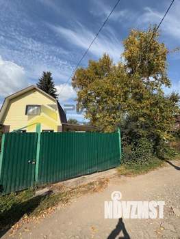 Дом 25м&sup2;, 2-этажный, участок 6 сот.  