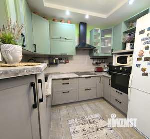 Дом 136м&sup2;, 2-этажный, участок 4 сот.  