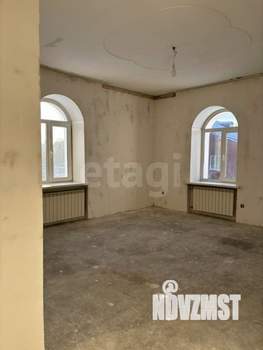 Дом 327м², 3-этажный, участок 13 сот.  