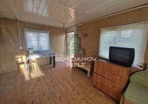 Дом 40м&sup2;, 1-этажный, участок 5 сот.  