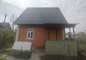 Дом 30м², 2-этажный, участок 6 сот.  