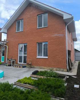 Дом 188м&sup2;, 2-этажный, участок 4 сот.  