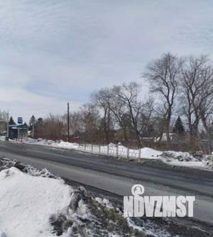 Дом 20м&sup2;, 2-этажный, участок 6 сот.  