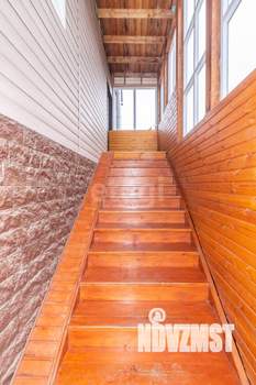 Дом 209м&sup2;, 3-этажный, участок 10 сот.  