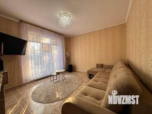 Дом 135м&sup2;, 2-этажный, участок 11 сот.  