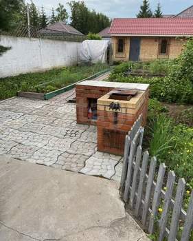 Дом 300м&sup2;, 2-этажный, участок 10 сот.  