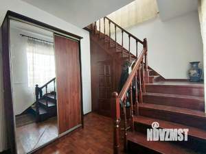 Коттедж 286м&sup2;, 3-этажный, участок 3 сот.  