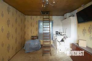 Дом 30м², 2-этажный, участок 5 сот.  