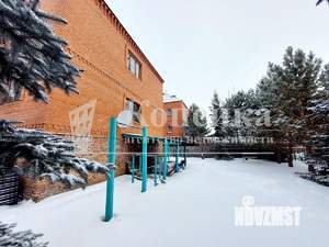 Коттедж 260м&sup2;, 3-этажный, участок 8 сот.  