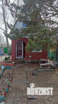 Дом 15м&sup2;, 2-этажный, участок 6 сот.  