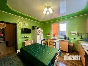 Коттедж 210м², 2-этажный, участок 10 сот.  