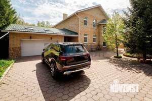 Коттедж 530м&sup2;, 2-этажный, участок 15 сот.  