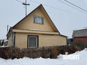 Дом 40м&sup2;, 2-этажный, участок 5 сот.  