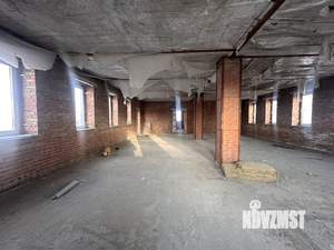 Дом 530м&sup2;, 2-этажный, участок 3 сот.  