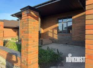 Коттедж 160м&sup2;, 1-этажный, участок 6 сот.  