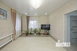 Дом 100м², 2-этажный, участок 5 сот.  