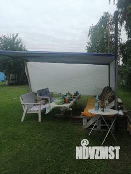 Дом 20м&sup2;, 2-этажный, участок 6 сот.  